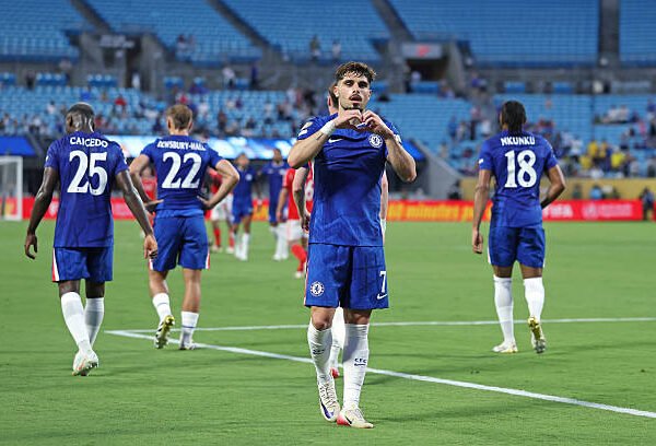 Pedro Neto Lolos Sanksi UEFA Usai Dorong Ball Boy